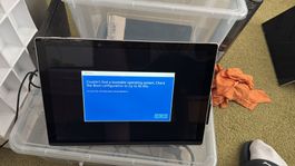 Surface pro 5, 256GB - i5 - 8GB RAM - Modell 1796!!