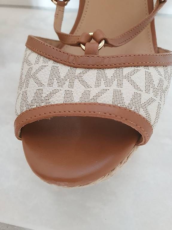 Michael Kors Damenschuhe: High Heels Michael Kors Gr. 41 – Gebraucht aus Zetzwil von Sushine 3