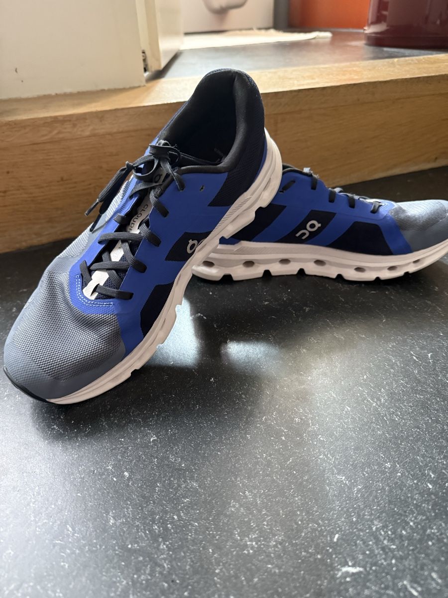 On Chaussures hommes: ON Cloud Schuhe 43 – Neuf (Voir description) à Basel par Eliamore 1
