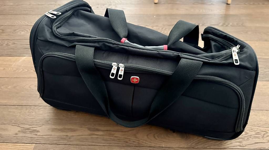 Borse: Wenger Reisetasche mit Rollen – Usato da Oberlunkhofen venduto da tru_xc2g