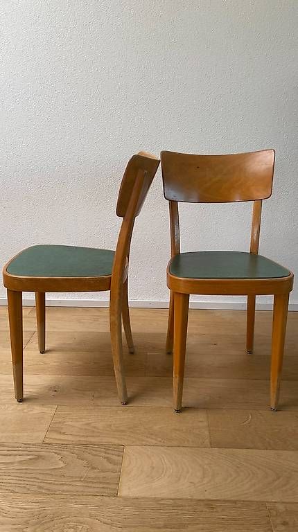 Horgen Glarus Sedie: Horgenglarus Stuhl Beizenstuhl Sitz Vinylbezug – Usato da Aarburg venduto da Qin3ze 2