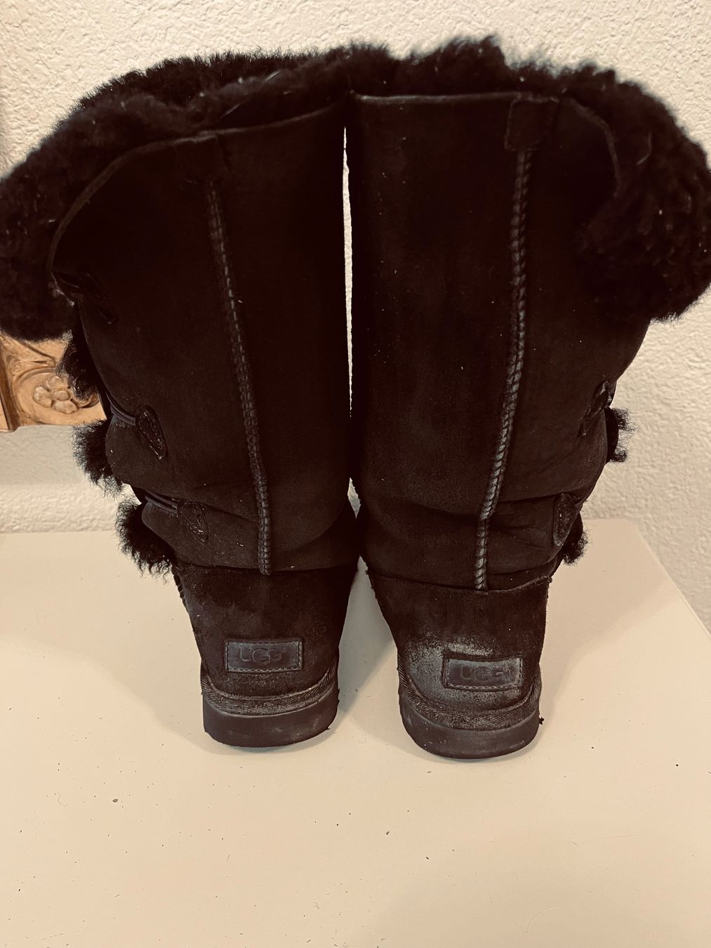 Ugg Damenschuhe: UGG schwarz Grösse 38 – Gebraucht aus Kirchleerau von Dalmi220 2