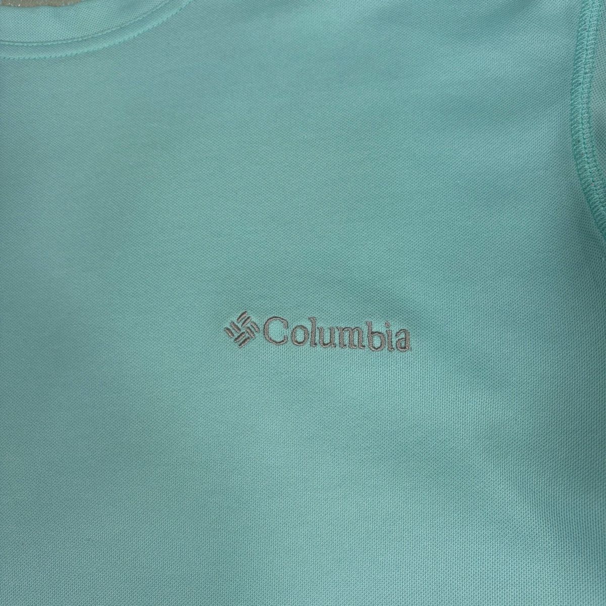 Columbia T-shirt: T-shirt Columbia bleu clair - Taille M – Usato da Neuchâtel venduto da aliceguins 5