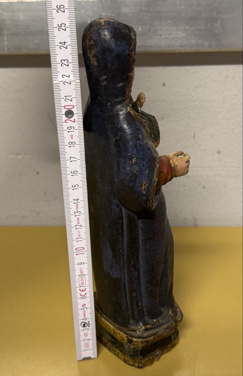 Sculture & Statue: Antike Holz Skulptur  – Usato da Schlieren venduto da Freundlich02 8