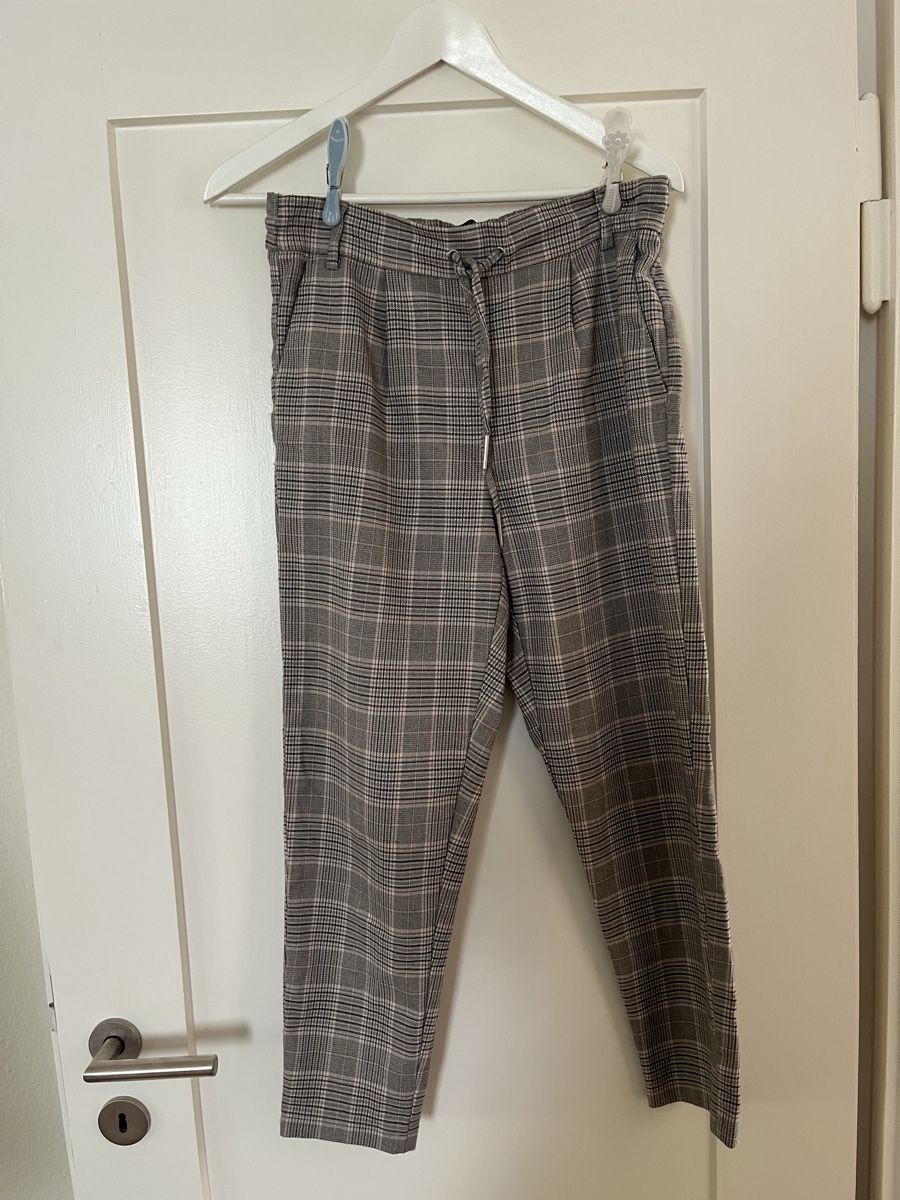 Only Hosen: Herbstliche Stoffhose Gr. S kariert von Only – Gebraucht aus Zürich von Brobin