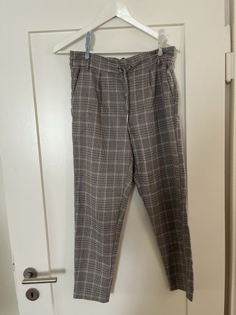 Herbstliche Stoffhose Gr. S kariert von Only