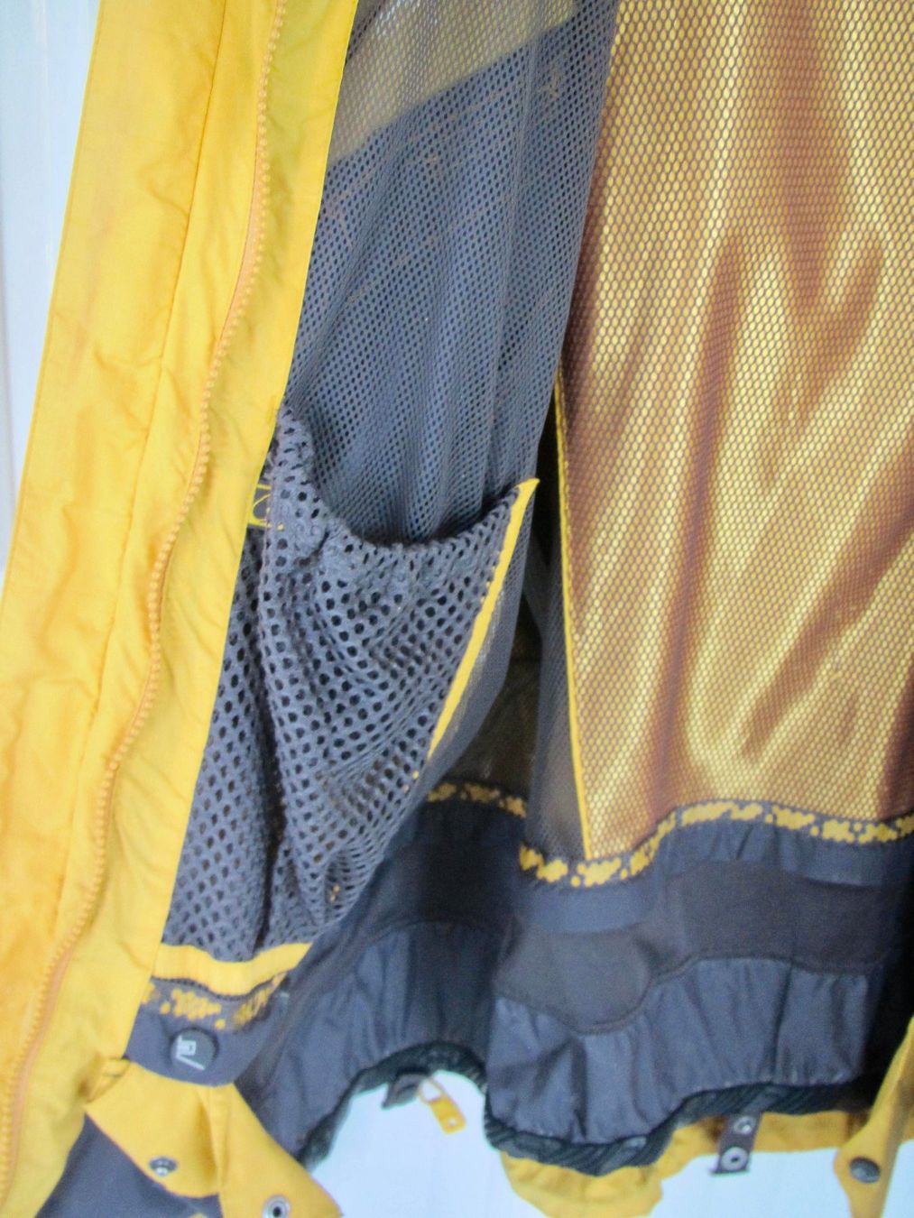 Helly Hansen Jacken: VESTE DE RANDONNEE HH  HELLY HANSEN – Gebraucht aus Murten von Selliot 4