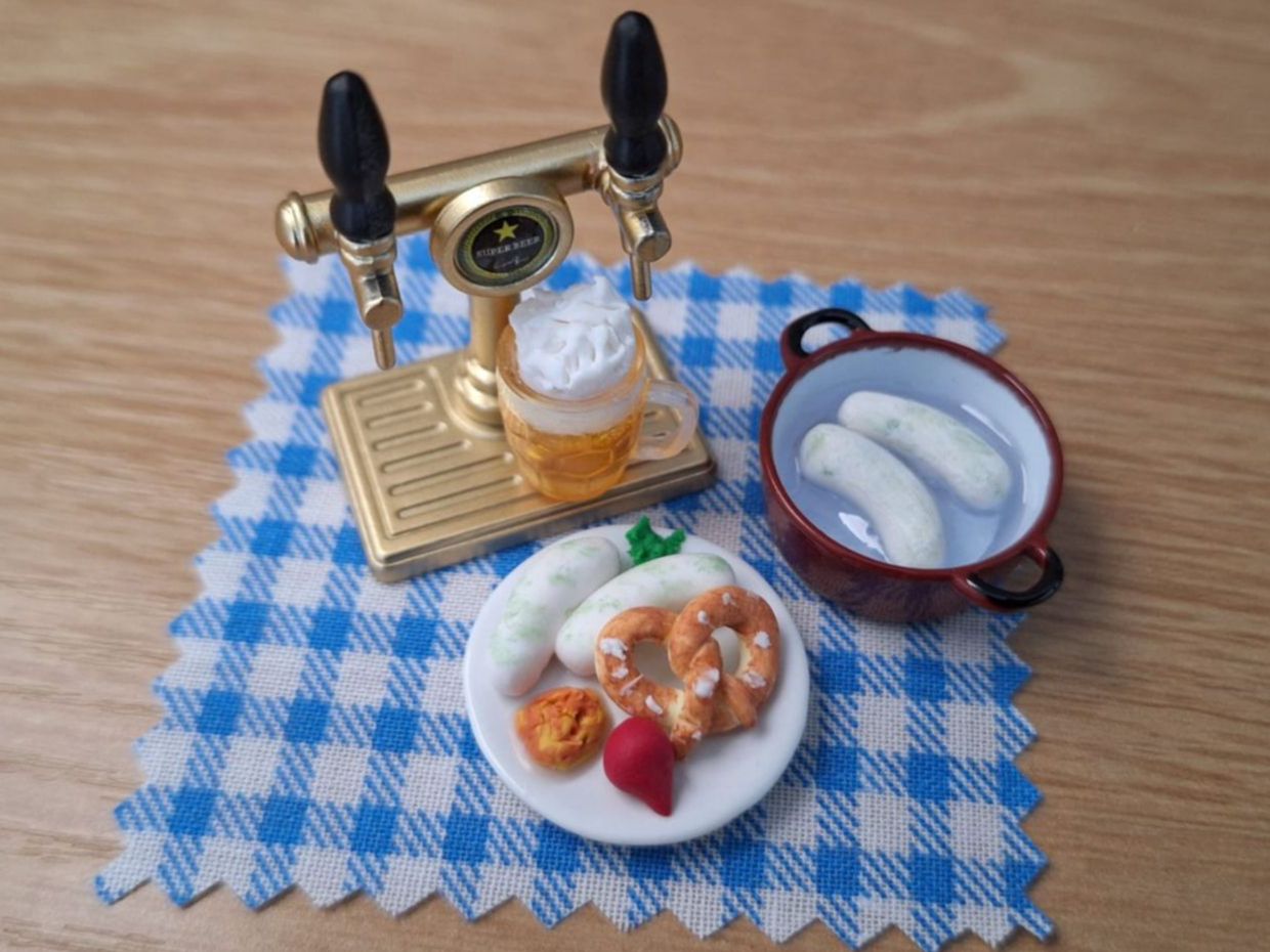 Puppenhäuser & -möbel: Handmade Bayrisches Weisswurst Set – Neu (gemäss Beschreibung) aus Zürich von Minischmaus 2