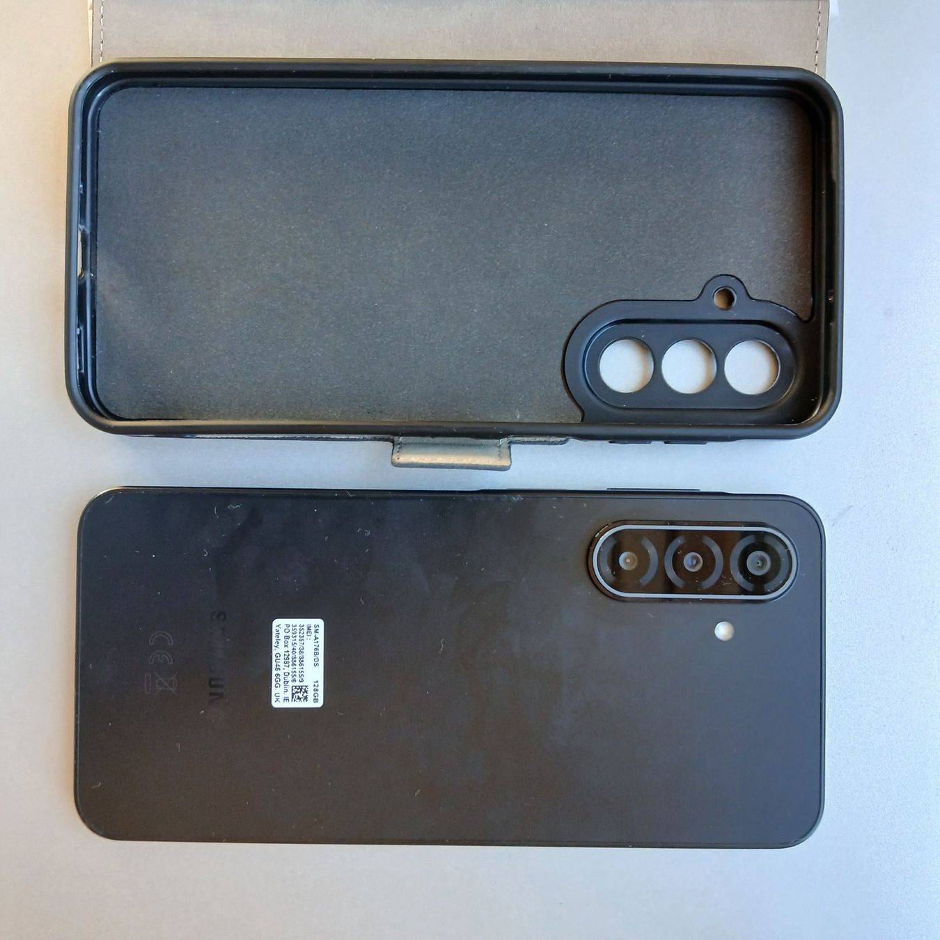Samsung Telefoni cellulari / Smartphones: Samsung Galaxy A17 5G – Nuovo (secondo la descrizione) da Worblaufen venduto da Dgugerli 2