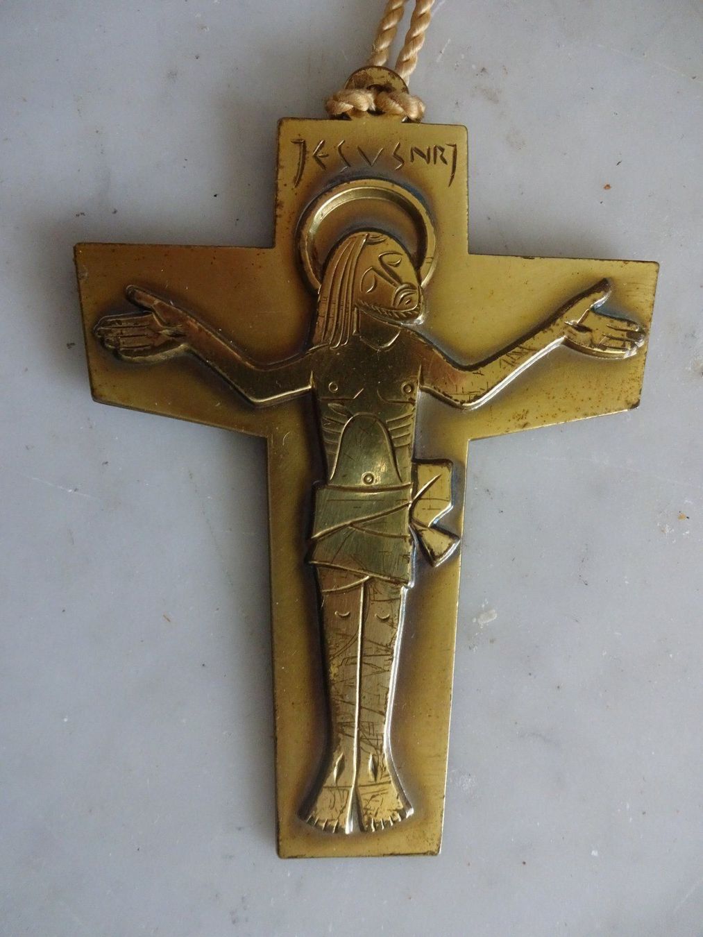 Skulpturen & Statuen: Kleines Metall Kreuz Kruzifix – Gebraucht aus Marly von Rolmax 1