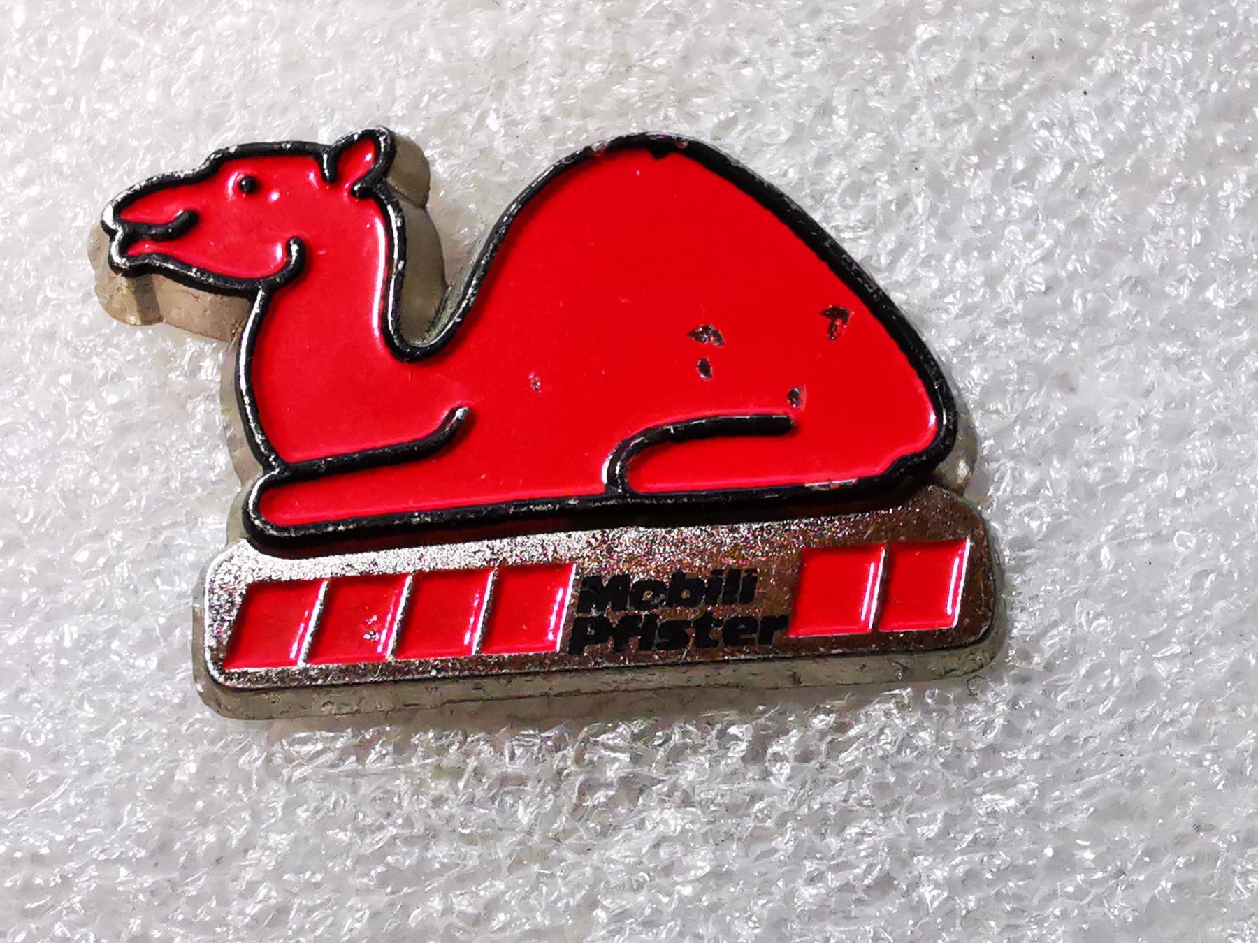 Placchette & Badge: Ansteckpin 50: Möbel Pfister – Usato da Oppligen venduto da Pin-Fall-Shop