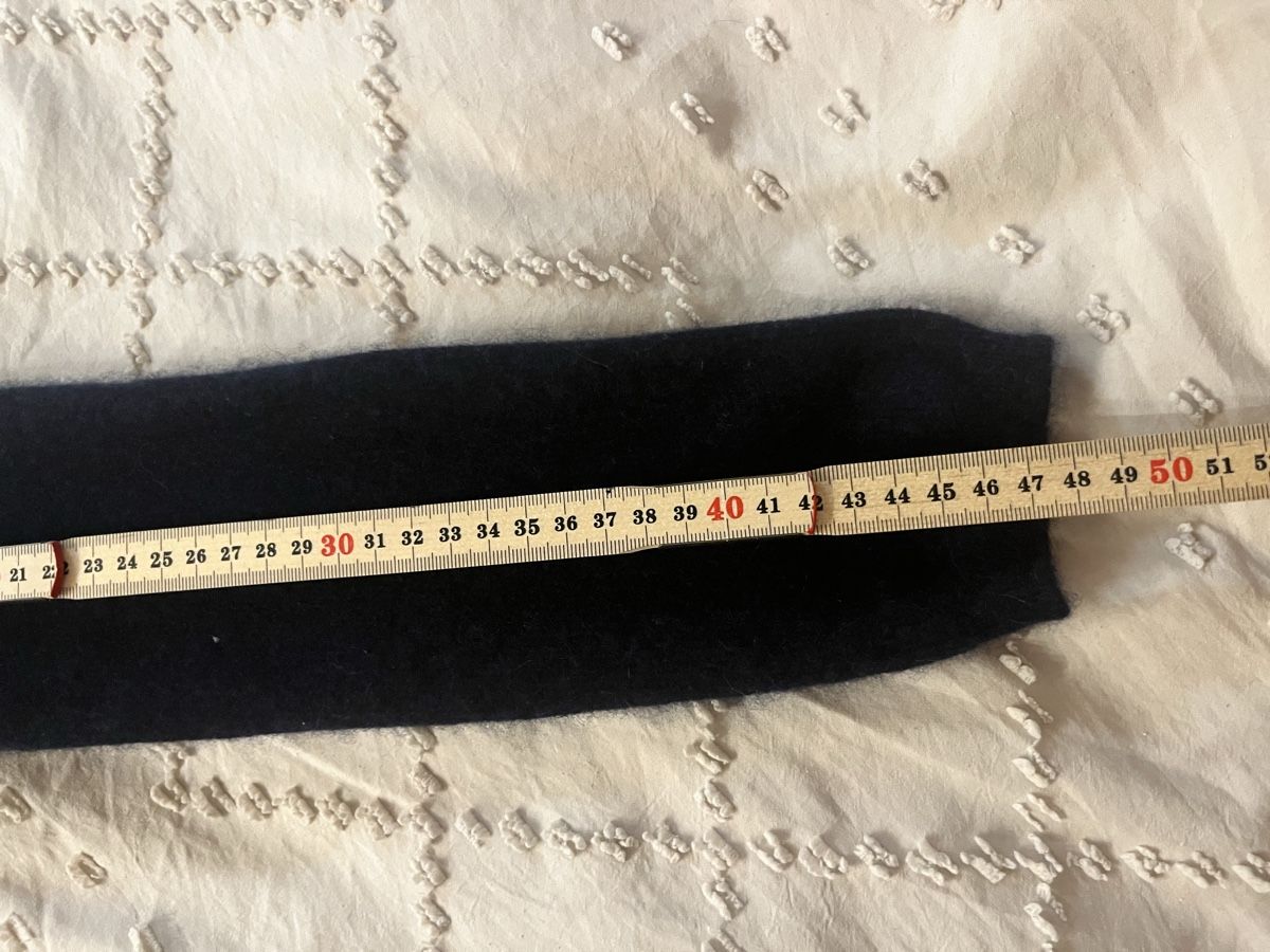 C&A Maglioni & Felpe: 100% Kaschmir Pullover dunkelblau Grösse S – Usato da Stalden VS venduto da Beigeballerina 4