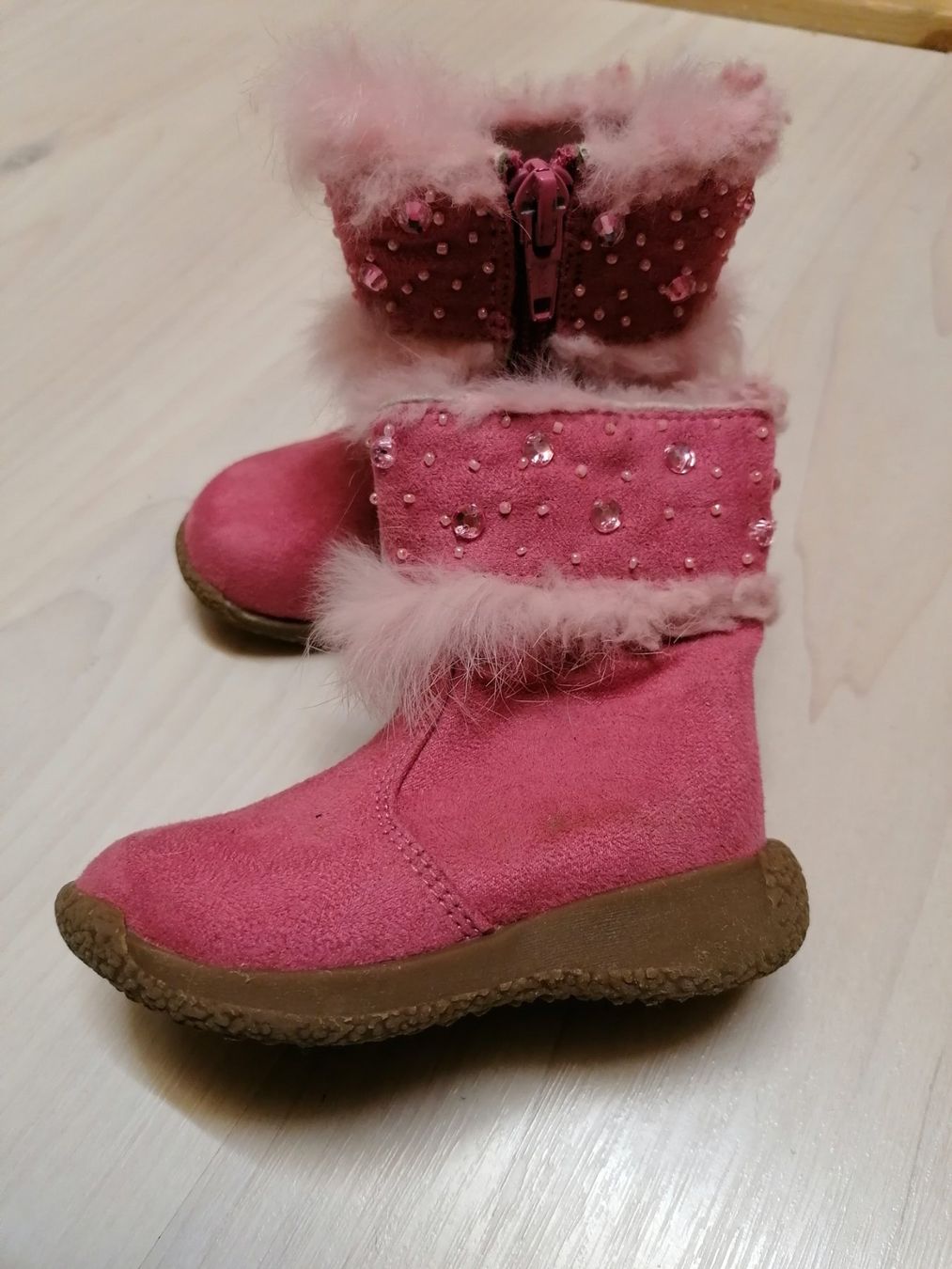 Schuhe für Mädchen: Bottes, chaussures, bottines hiver – Gebraucht aus Montcherand von petiteoune75 1