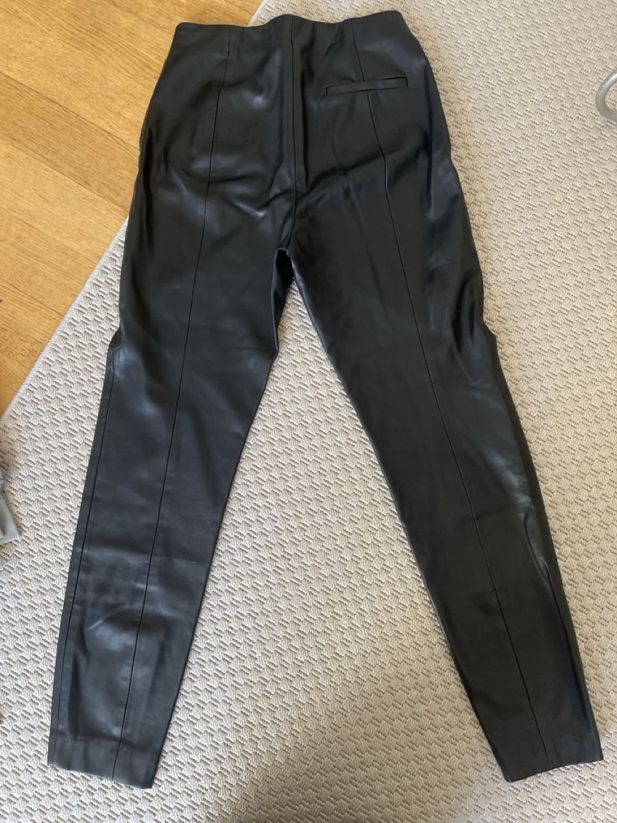 Mango Pantaloni: Kunstleder Hosen von Mango, S – Usato da Solothurn venduto da Bobesch08 3
