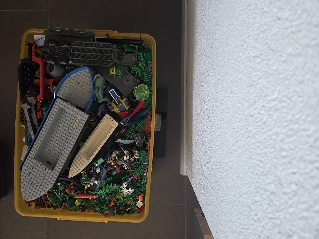 Spielzeuge: Lego Kiste 14KG – Gebraucht aus Zürich von jil_pyn9 3