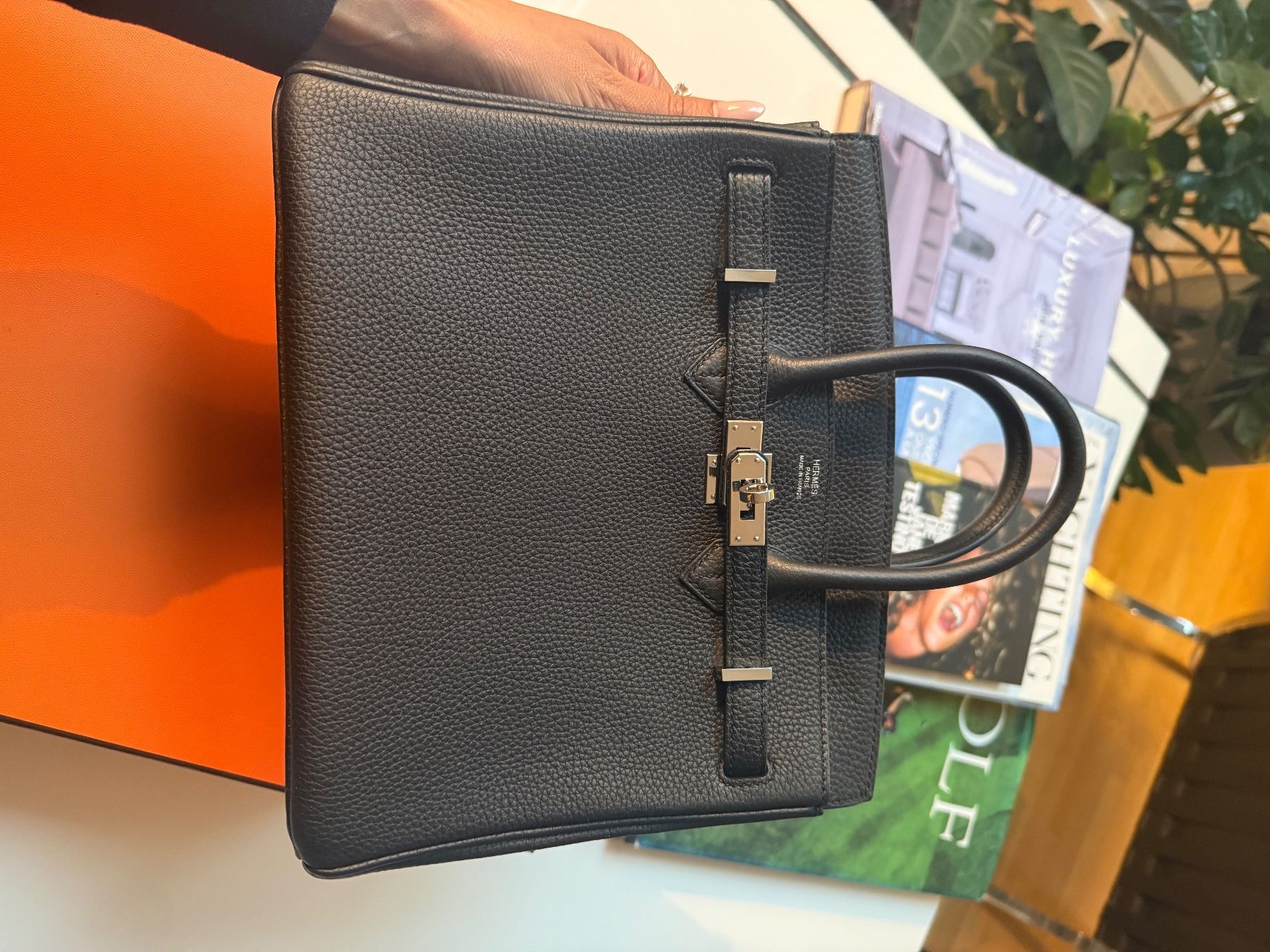 Hermès Borse da donna: Hermès Birkin 25 Togo Black PHW – Usato da Kilchberg ZH venduto da rac_q8jf