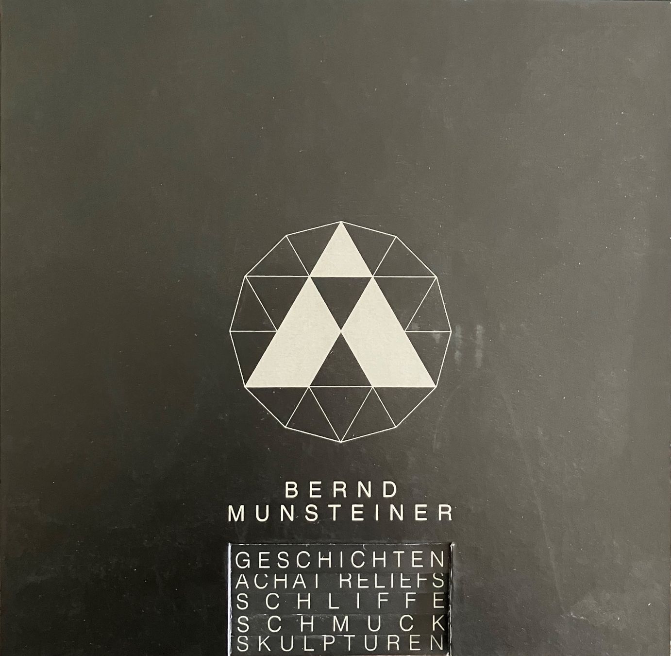Libri: Bernd Munsteiner - Schmuck-Kunst - Edelsteine – Usato da Menziken venduto da timbuktu1001 2