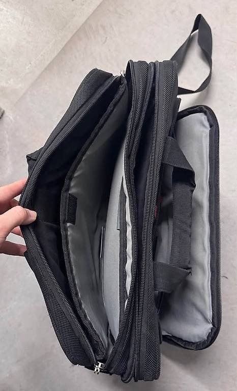 Sacs: Laptoptasche (Wenger) – D'occasion à Ottenbach par j_m_y5ct
