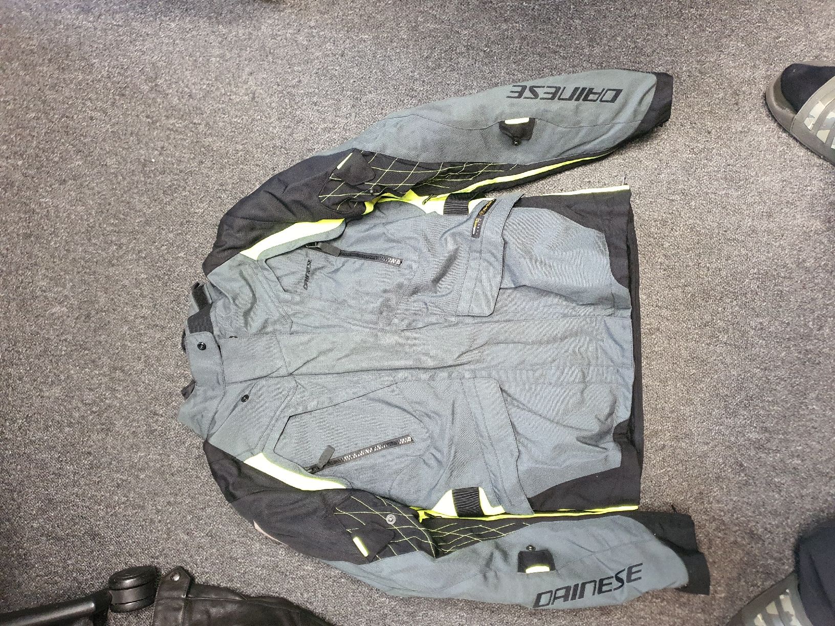 Giacche: Motorradjacke Damen – Usato da Holziken venduto da Bigbuddha