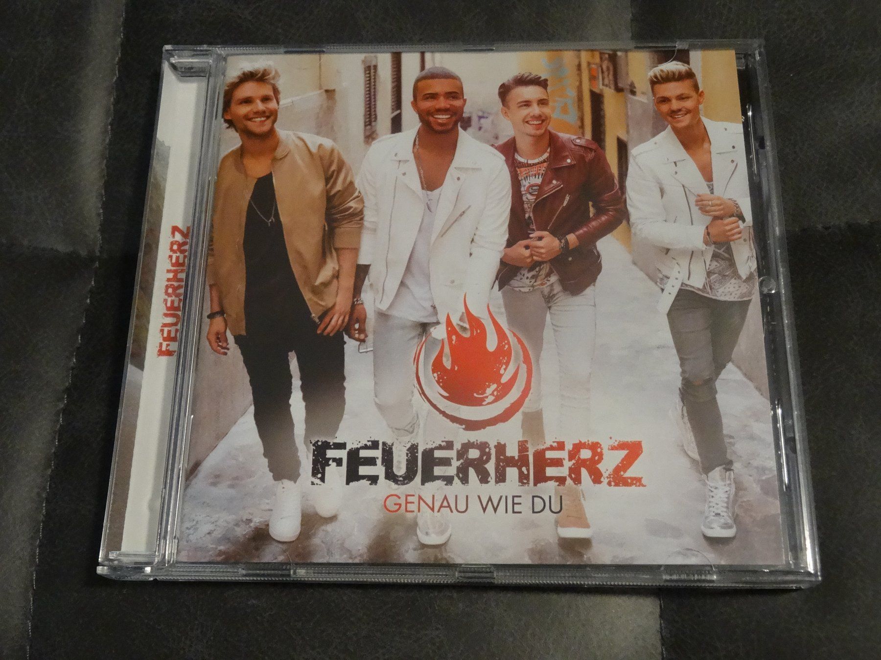 CD: Feuerherz - Genau wie du CD – Usato da Olten venduto da Disc-Ausverkauf