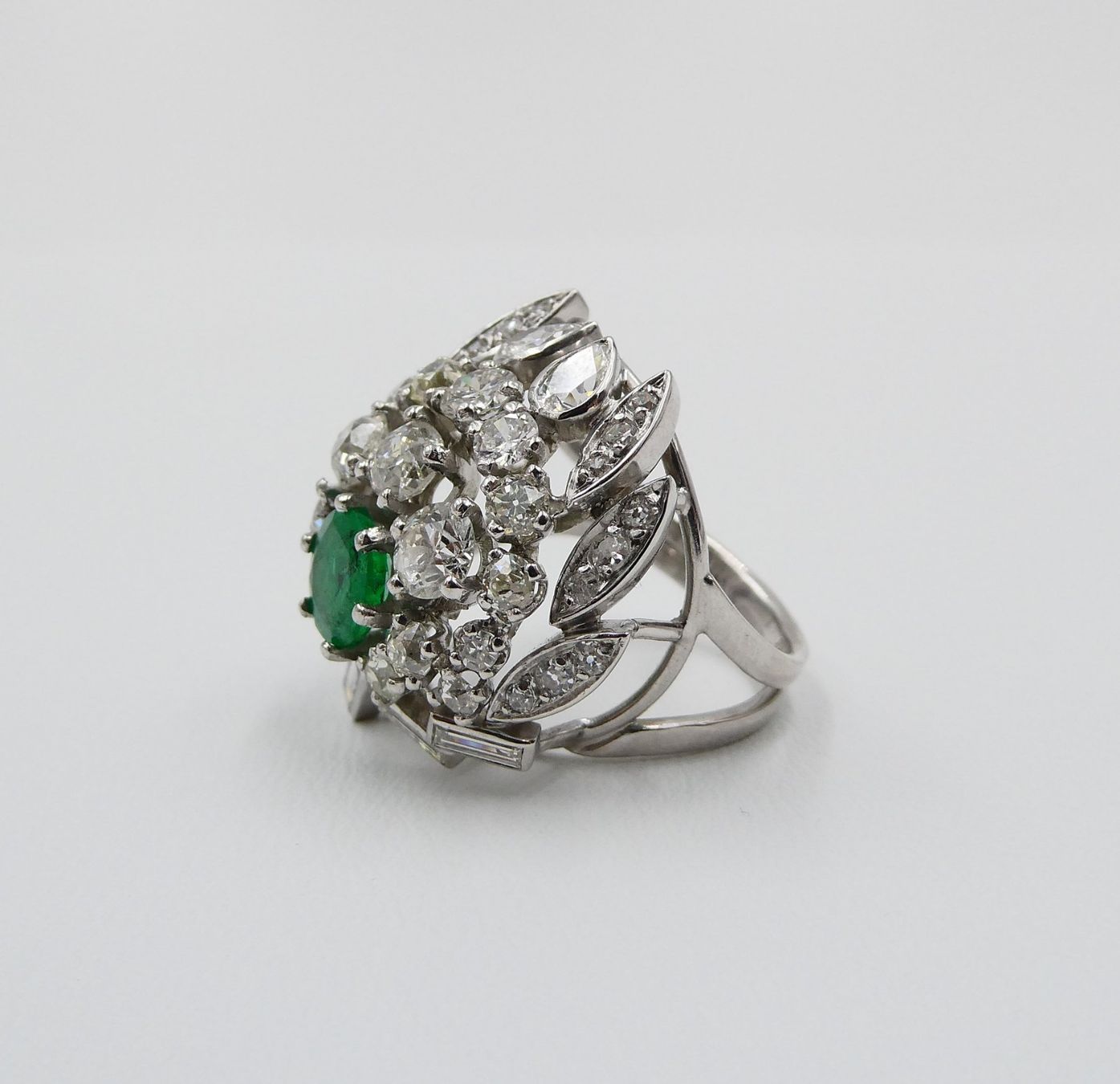 Ringe: SMARAGDRING MIT DIAMANTEN IN 950 PLATIN – Gebraucht aus Luzern von EdiGem 6