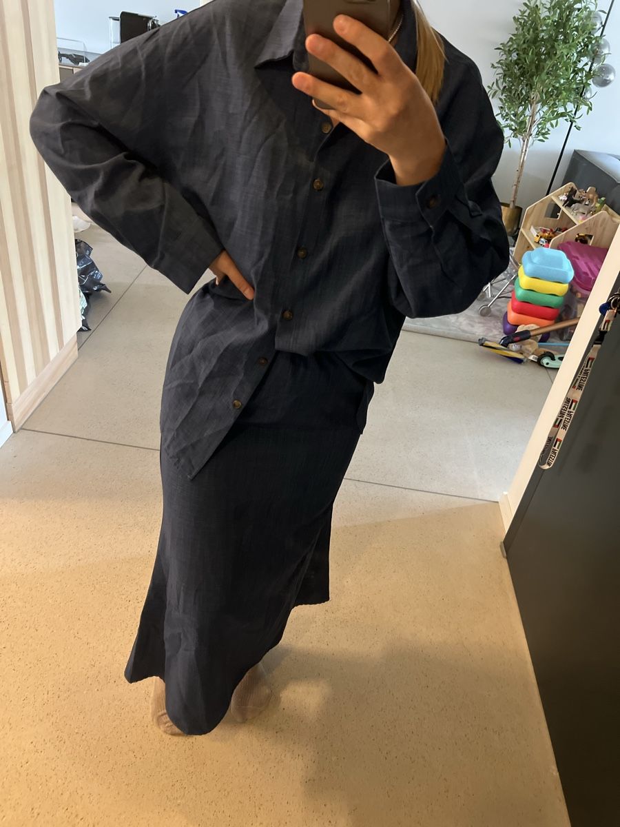 Completi & Tailleur: Jeansoptik Set. Rock und Bluse – Nuovo (secondo la descrizione) da Zürich venduto da La.gp 1