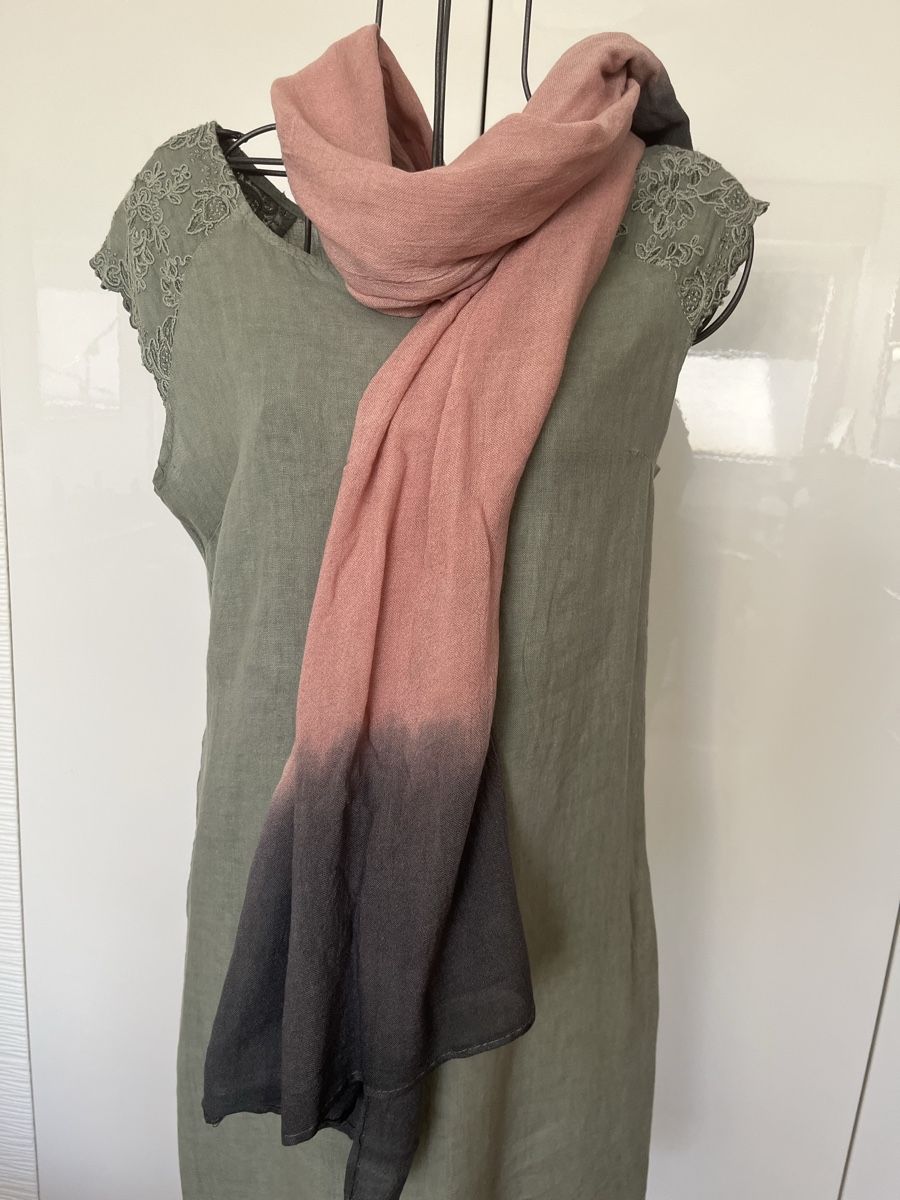 Foulard & Sciarpe: Écharpe rose/grise – Nuovo (secondo la descrizione) da St. Prex venduto da Nikolletta 4