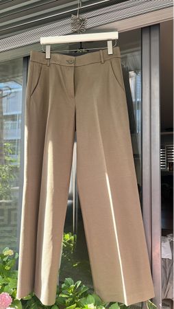 ESPRiT Hosen Grösse 40, Oliven Grun-Top angenehm 