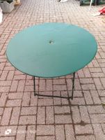 Table ronde pliable en métal 