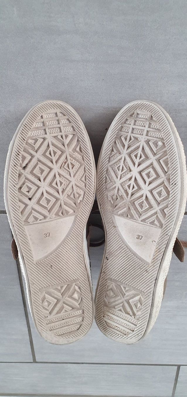 Esprit Damenschuhe: Sneakers Esprit, Gr. 37 ab CHF 1.00 – Gebraucht aus Wallenwil von Rainbow45 3