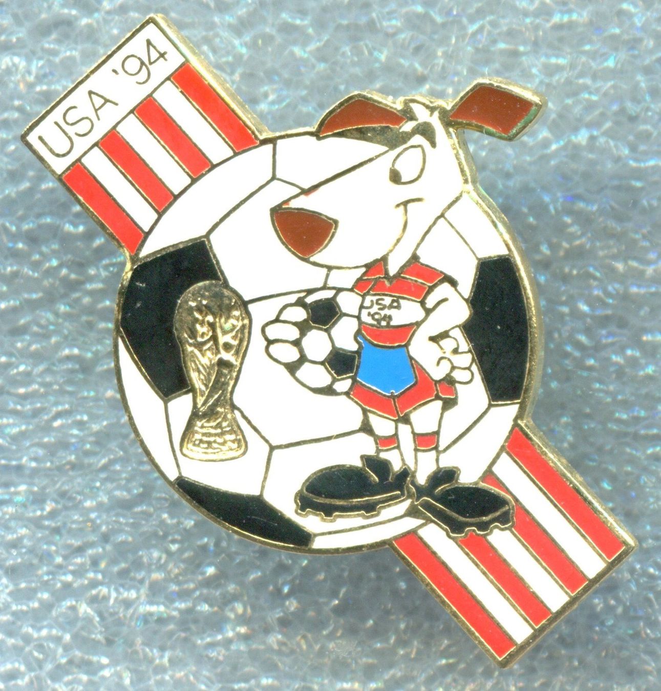 Fifa Plaketten & Abzeichen: FIFA  WM '94 USA  Maskottchen – Gebraucht aus Winterthur von Sammleroase