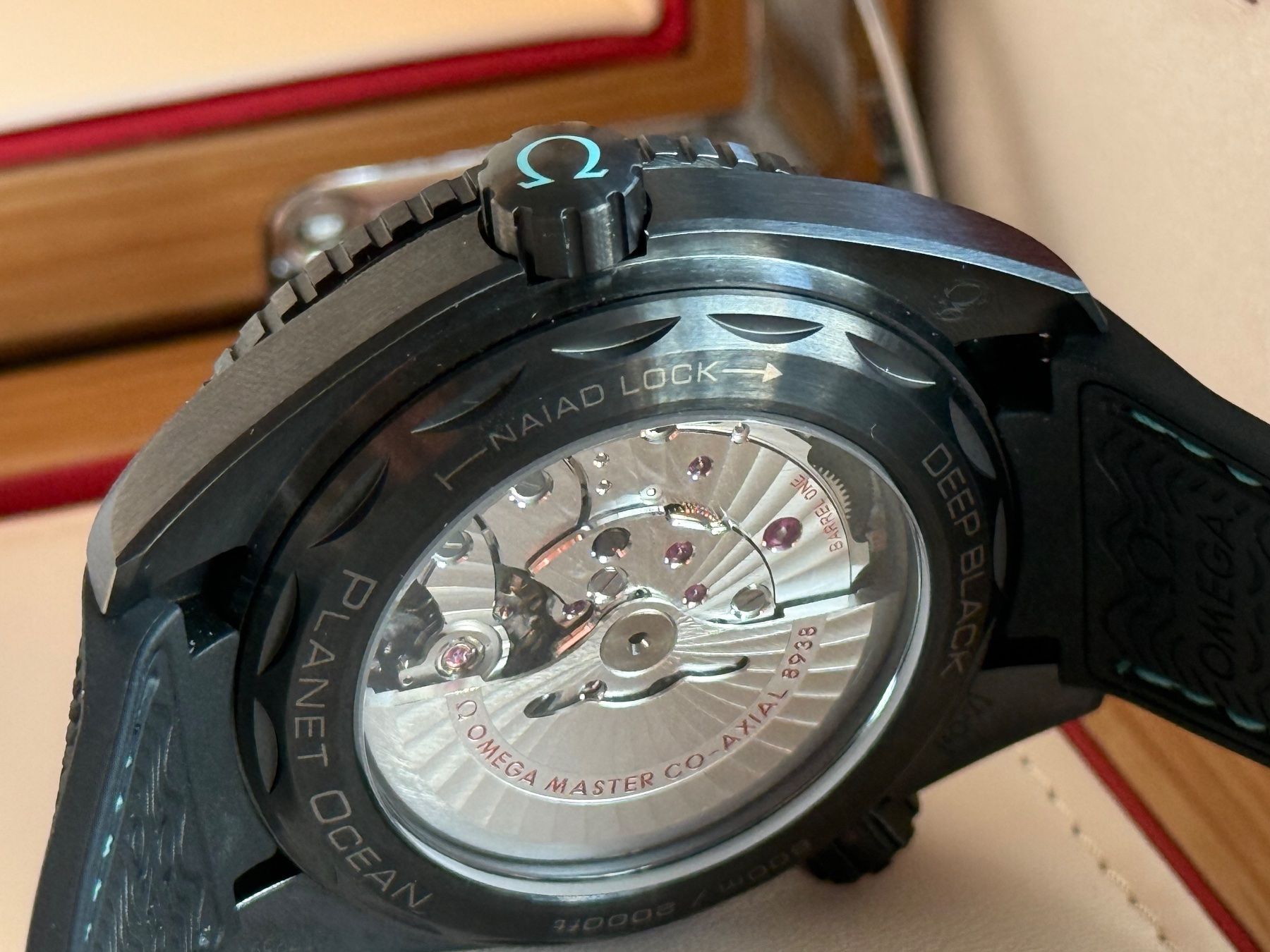 Omega Orologi: Omega Seamaster Planet Ocean 600 GMT Worldtimer 45.5mm – Nuovo e nell'imballaggio originale da Aarau venduto da trader1000 8