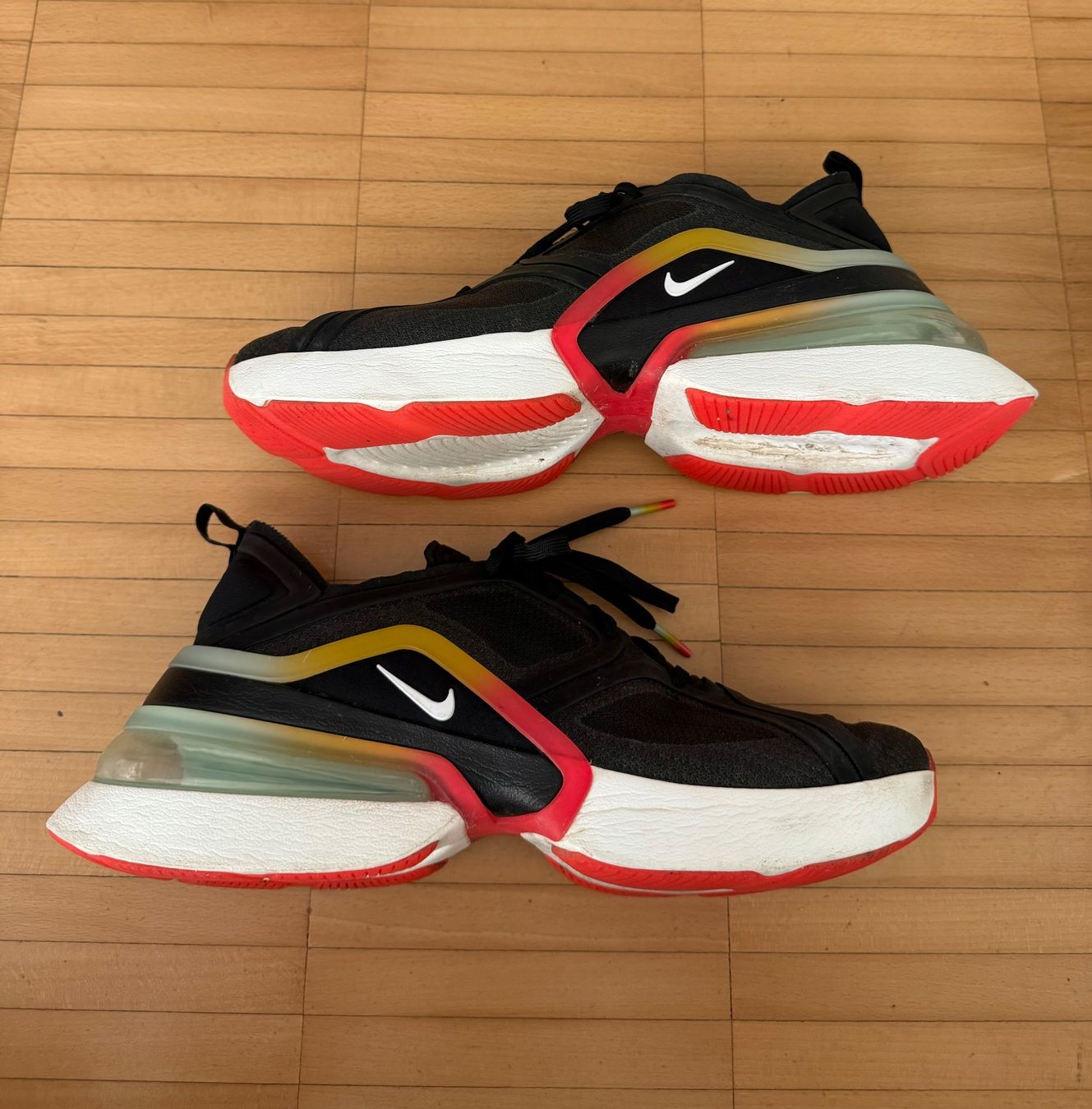 Nike Scarpe da donna: Nike Sneaker Damen Gr. 42 – Usato da Frauenfeld venduto da LIL_NA 3