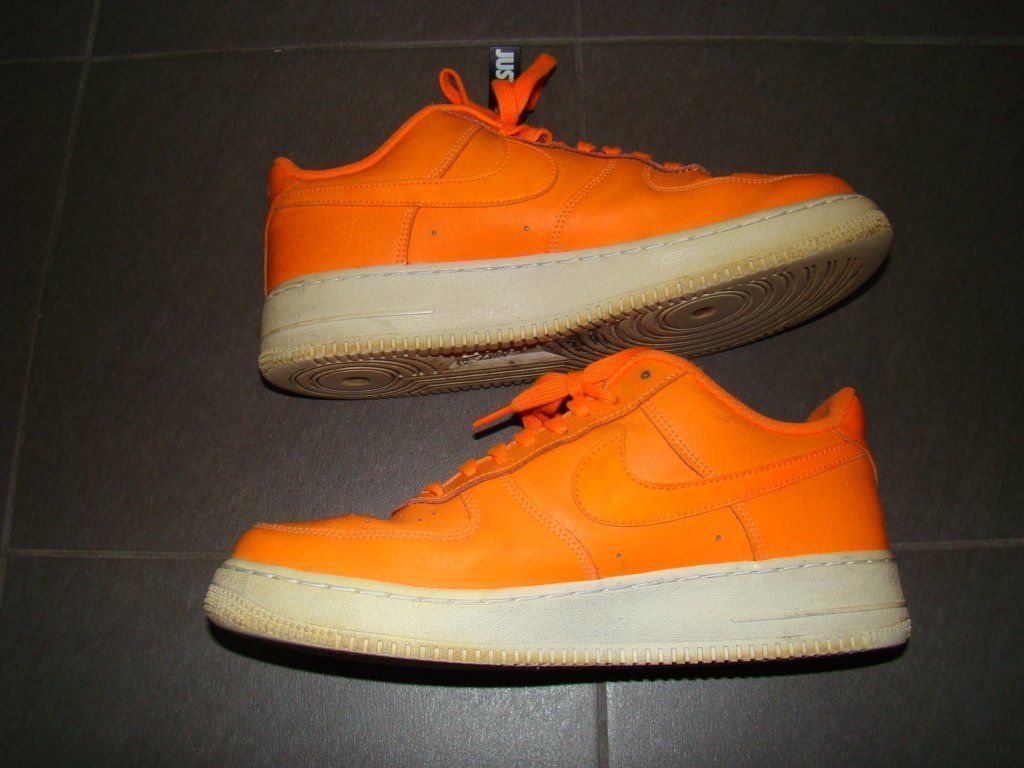Nike Herrenschuhe: Air Force 1 Low, Pack Just Do It, Orange – Gebraucht aus Lussery-Villars von pousinete02 2