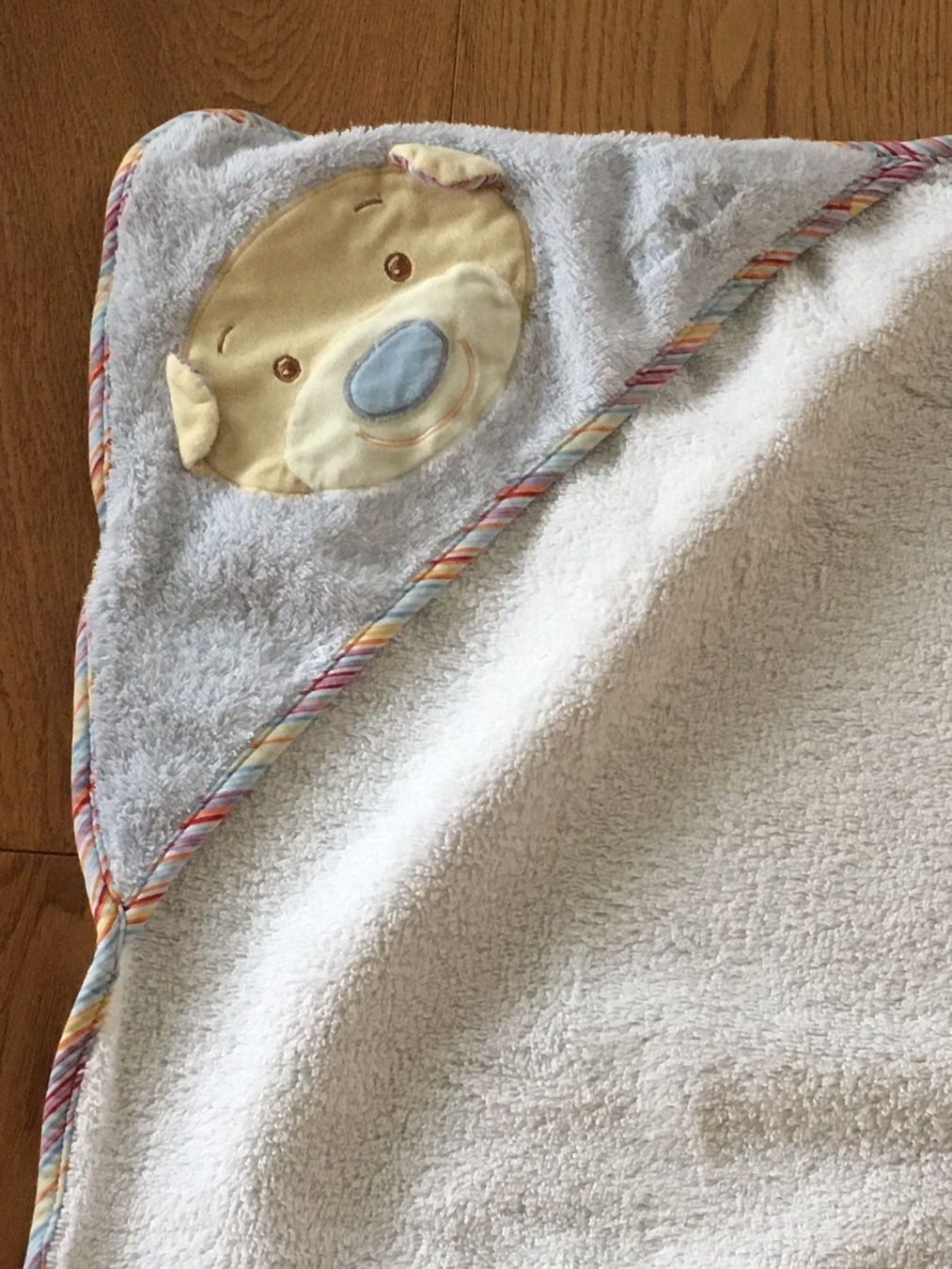 Teli da bagno: FEHN kids  Kaputzenbadetuch – Usato da Sarnen venduto da Pinoccio6