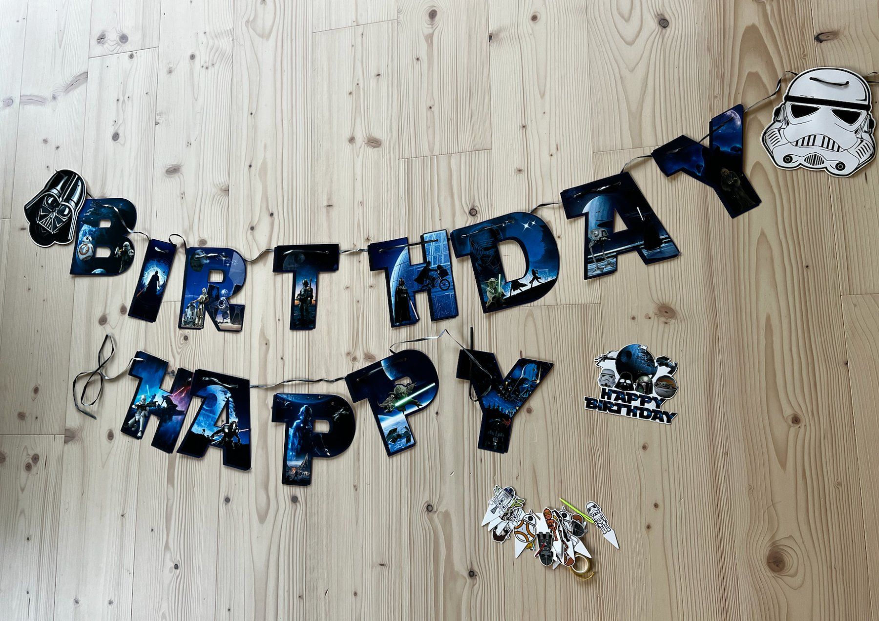 Tutte le decorazioni: Geburtstag Deko Set Kinder - Star Wars – Usato da Zürich venduto da meggimay