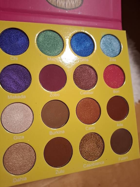 Make-up: 4 Eyeshadow palette by Juvia's  – Usato da Hochdorf venduto da gal_w9hk 1