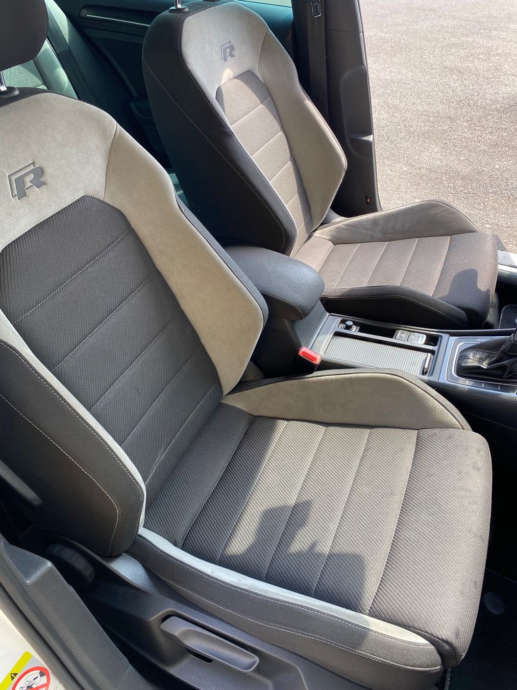 VW Automobili: Golf 7 R – Usato da Baar venduto da The-blinker 1