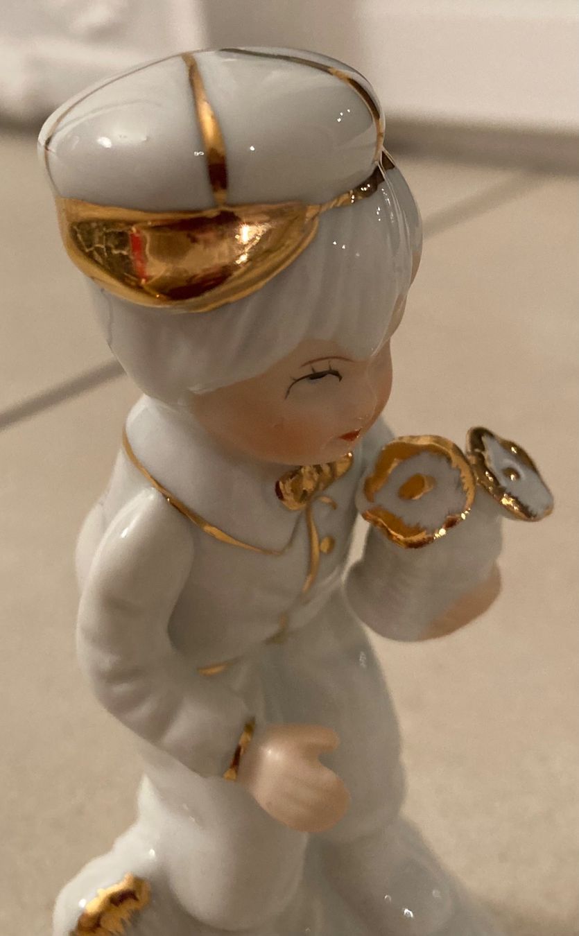 Statuette: Dekorative Figur Knabe mit Blumen, Vintage! – Usato da rheineck venduto da norwegianwood52 6