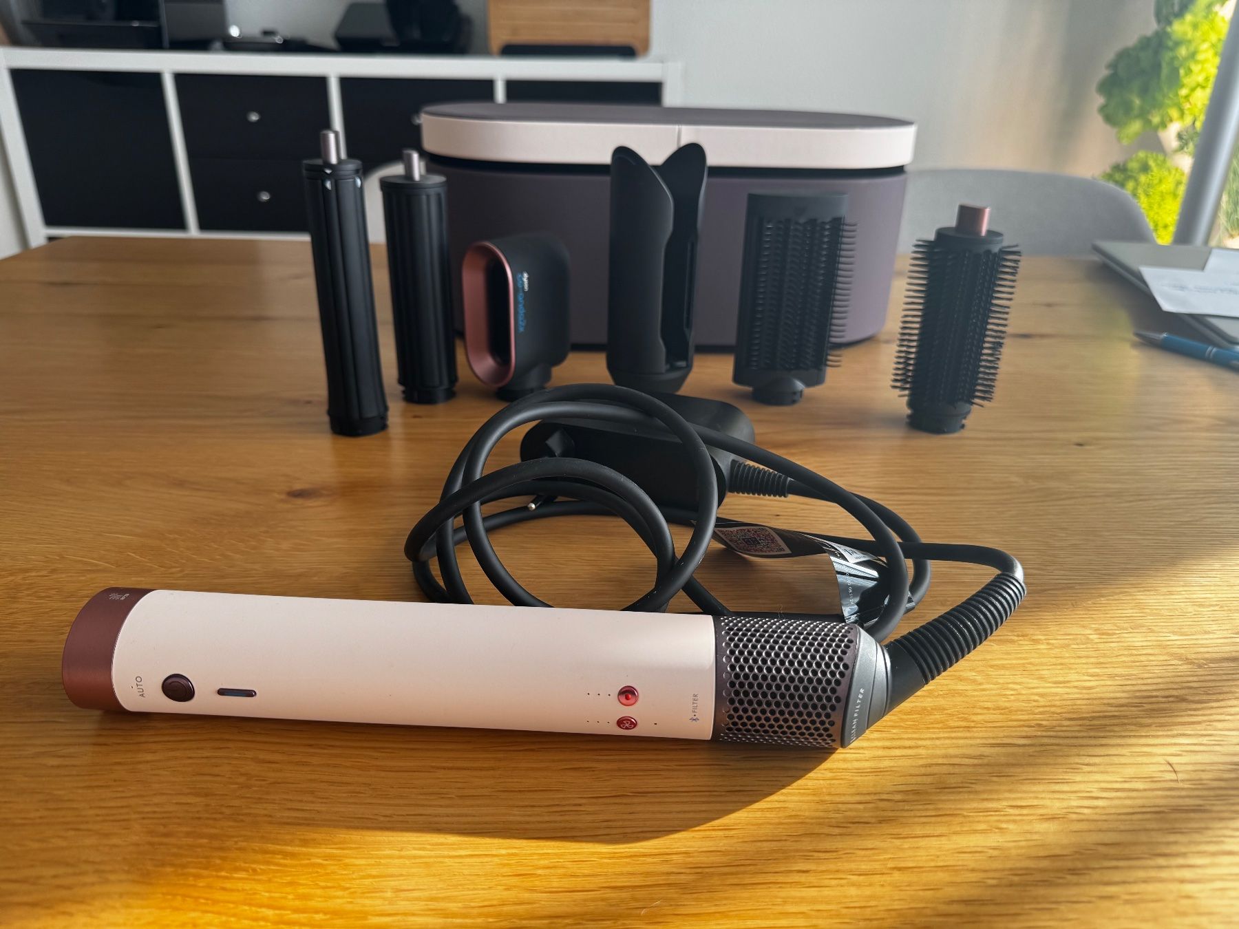 Dyson Asciugacapelli: Neuwertiger DYSON Multistyler Airwrap Coanda 2x – Usato da Oberbipp venduto da lalune83 1