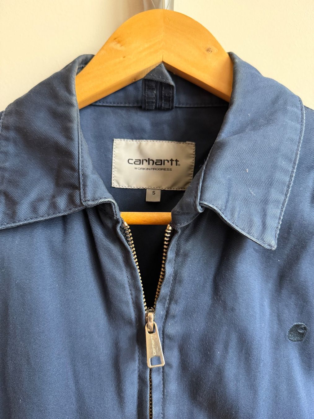 Carhartt Giacche: Bomber Carhartt bleu – Usato da Lausanne venduto da Antopom 2