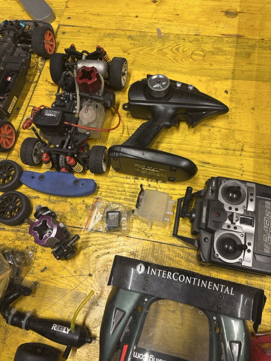 Modellismo RC: Auto RC da corsa, pezzi di ricambio e accessori vari! – Usato da basel venduto da Swiss._.1978 4
