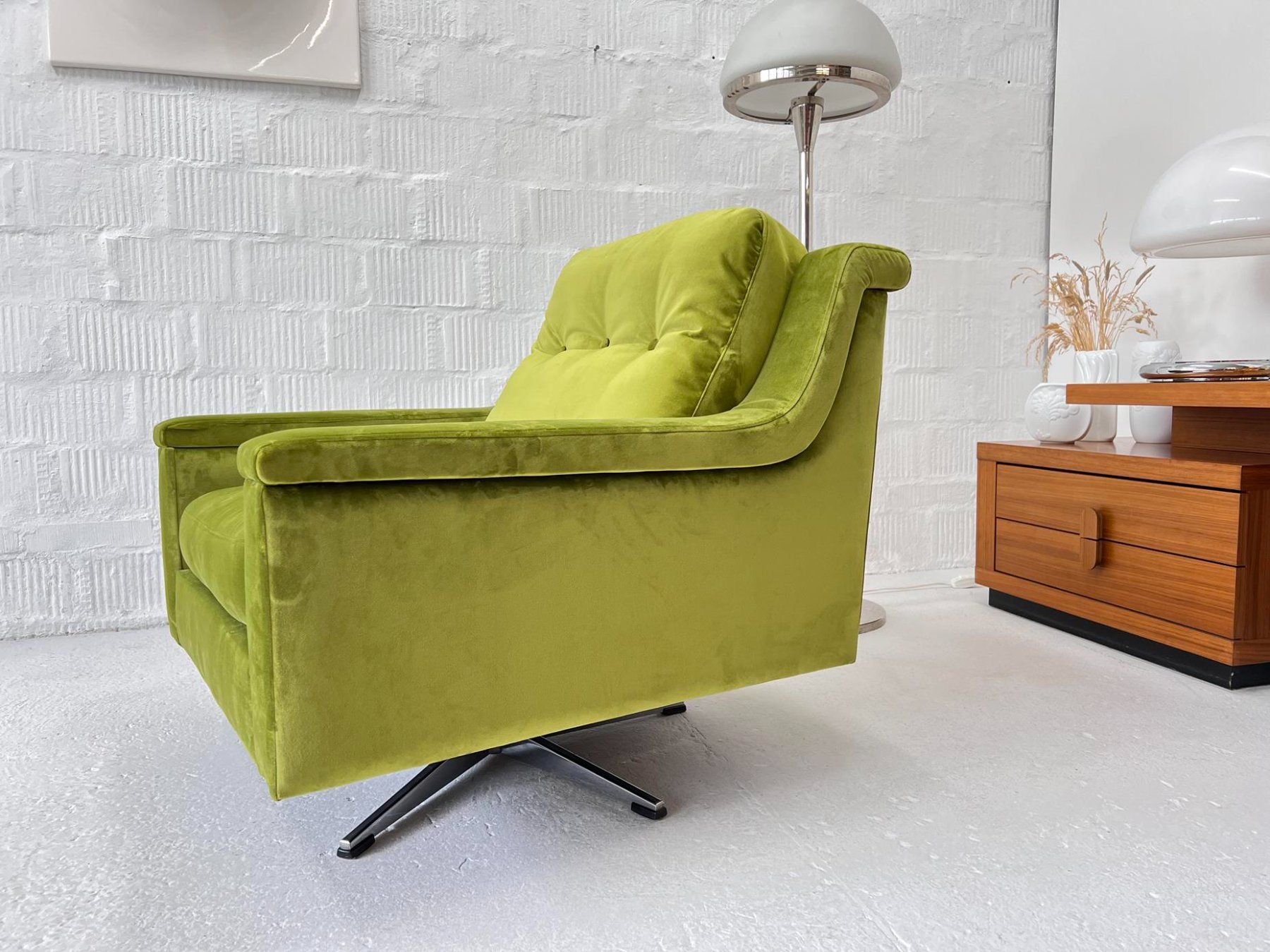 Poltrone: Vintage Drehsessel I 70er Jahre – Usato da Walzenhausen venduto da stilvollwohnen 2