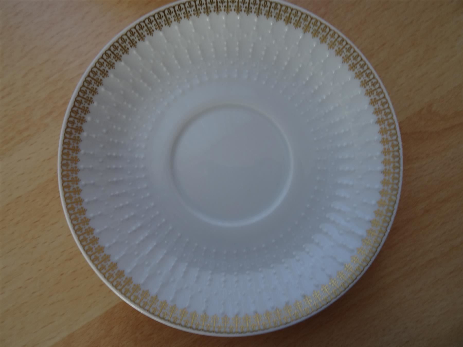 Hutschenreuther Geschirrsets: Kaffee- oder Teeservice Hutschenreuther – Gebraucht aus Lupfig von Hubi64 8
