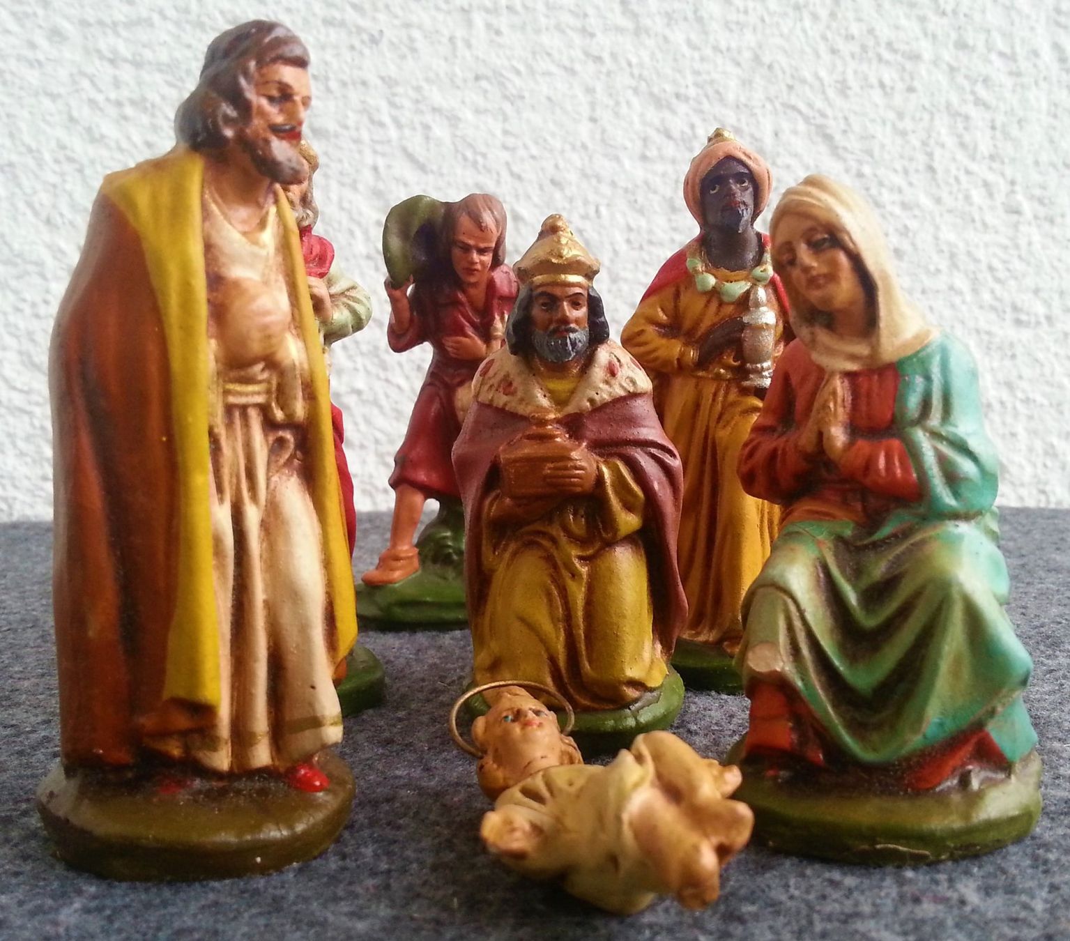 Figuren: KRIPPENFIGUREN, Konvolut 7 Figuren, um 1940 – Gebraucht aus Oberriet SG von ganesh435