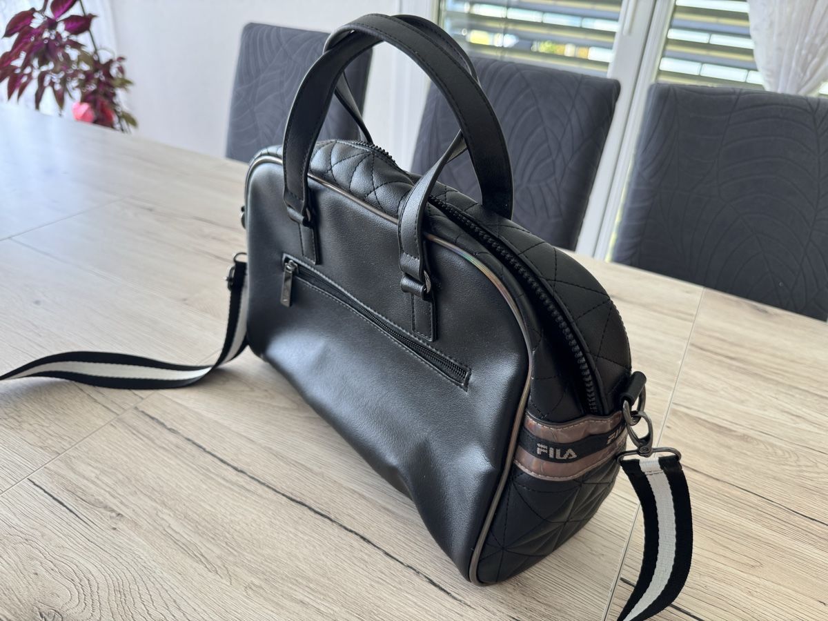 Lässig Borse da donna: Lässige Handtasche – Usato da Meisterschwanden venduto da Scania78 4