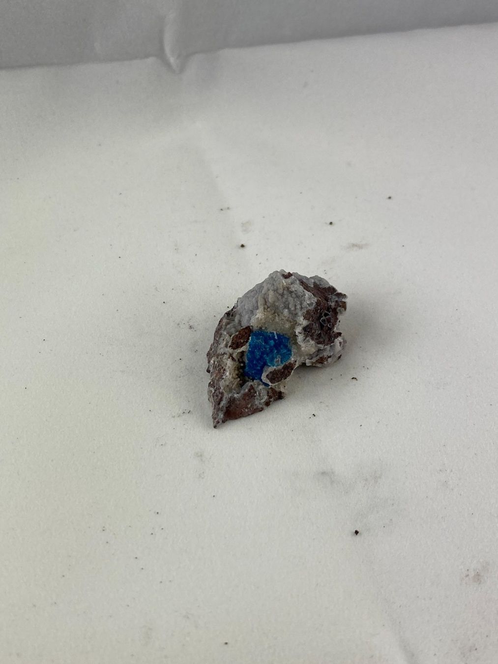 Minerali & Pietre curative: Cavansit 3.7cm 2.4cm 2.1cm 17g – Usato da Schinznach Bad venduto da Prosperos 6