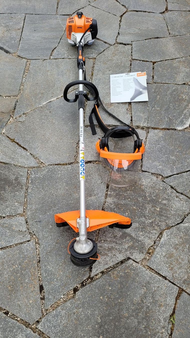 Stihl Tagliaerba: Stihl Fadenmäher FS94 C – Usato da Rheinau venduto da Rabus01