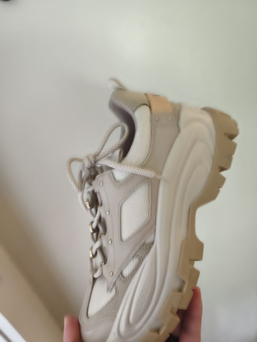 Scarpe da donna: Liu Jo Damen Sneakers Gr. 40 Beige – Nuovo (secondo la descrizione) da Tagelswangen venduto da son_z88g 2