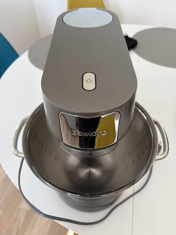 Kenwood Küchengeräte: Batteur Kenwood – Gebraucht aus Puidoux von bas_rt9p
